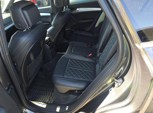 Daytona Gray Pearl 2018 Audi SQ5 3.0T Prestige