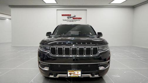 Diamond Black Crystal Pearlcoat 2024 Jeep Wagoneer Series III 4x4