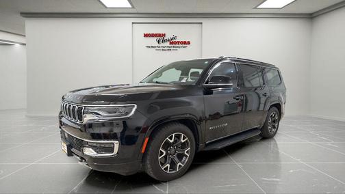 Diamond Black Crystal Pearlcoat 2024 Jeep Wagoneer Series III 4x4