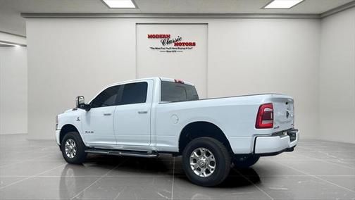 2023 RAM 2500 Laramie Crew Cab 4x4 6'4' Box