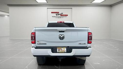 2023 RAM 2500 Laramie Crew Cab 4x4 6'4' Box