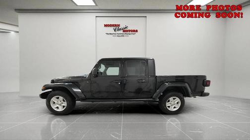 2022 Jeep Gladiator Sport S