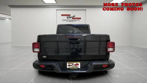 2022 Jeep Gladiator Sport S