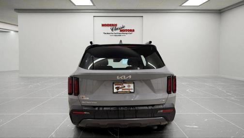 Wolf Gray 2023 Kia Sorento EX