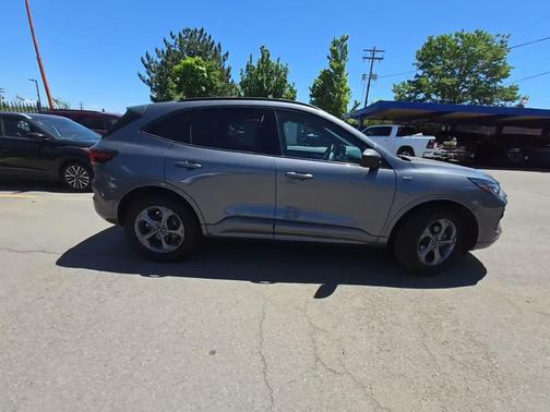 Carbonized Gray Metallic 2024 Ford Escape ST-Line