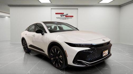 White 2026 Toyota Crown Platinum
