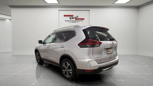 Brilliant Silver Metallic 2020 Nissan Rogue SV