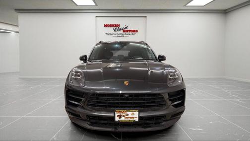 Volcano Grey Metallic 2020 Porsche Macan Macan S