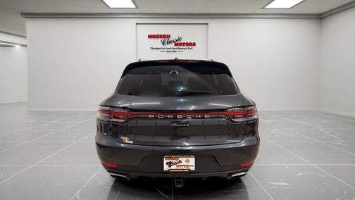 Volcano Grey Metallic 2020 Porsche Macan Macan S