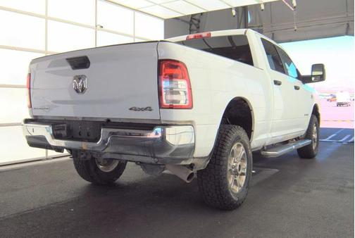 Bright White Clearcoat 2024 RAM 2500 Big Horn Crew Cab 4x4 6'4' Box