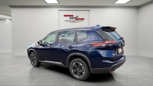 Deep Ocean Blue Pearl 2025 Nissan Rogue SV