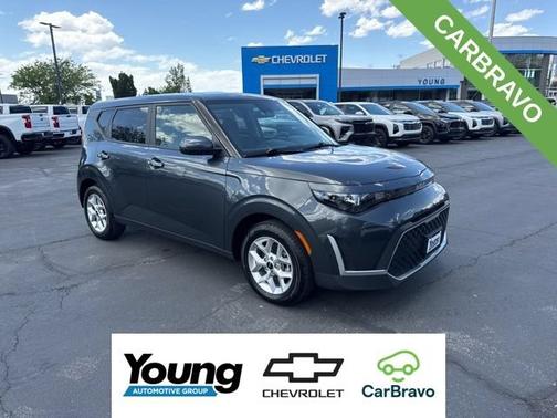 Gravity Gray 2025 Kia Soul LX