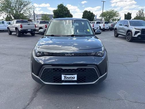 Gravity Gray 2025 Kia Soul LX
