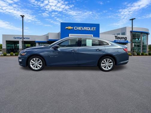 Lakeshore Blue Metallic 2025 Chevrolet Malibu 1LT