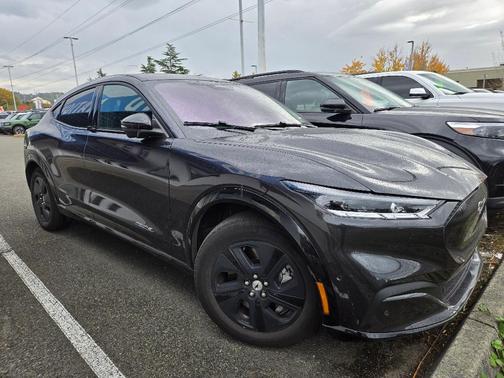 2021 Ford Mustang Mach-E California Route 1