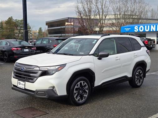 2025 Subaru Forester Premium