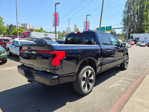2025 Ford F-150 Lightning Platinum