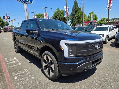 2025 Ford F-150 Lightning Platinum