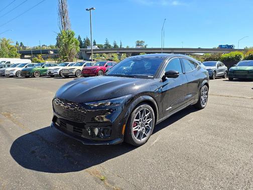 2025 Ford Mustang Mach-E GT