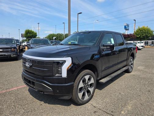 2025 Ford F-150 Lightning Platinum