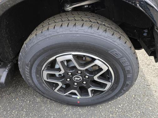 Shadow Black 2026 Ford Bronco Outer Banks