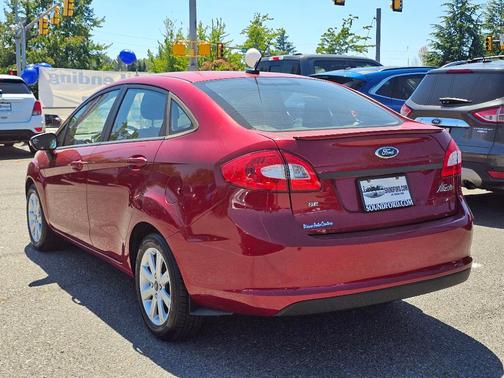 Ruby Red Tinted Clearcoat Metallic 2013 Ford Fiesta SE