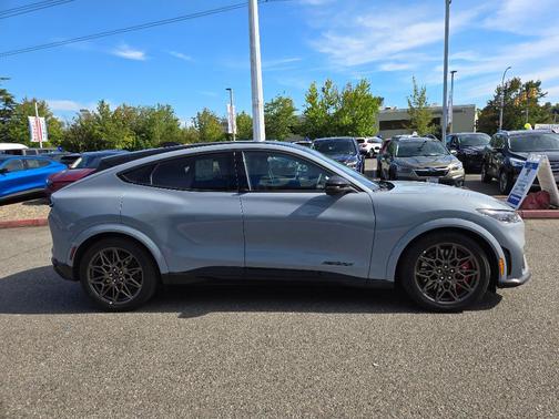 2025 Ford Mustang Mach-E GT