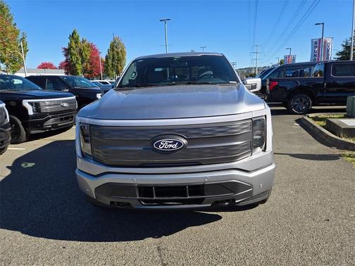 2025 Ford F-150 Lightning LARIAT