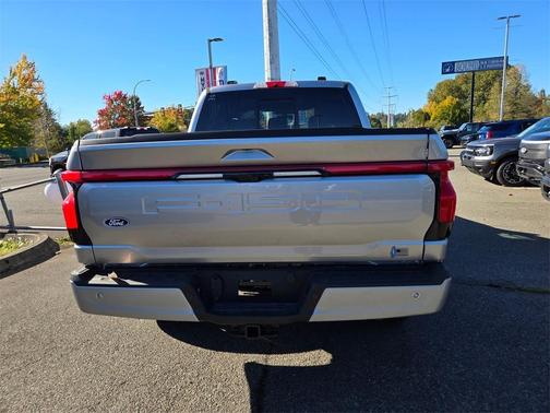 2025 Ford F-150 Lightning LARIAT