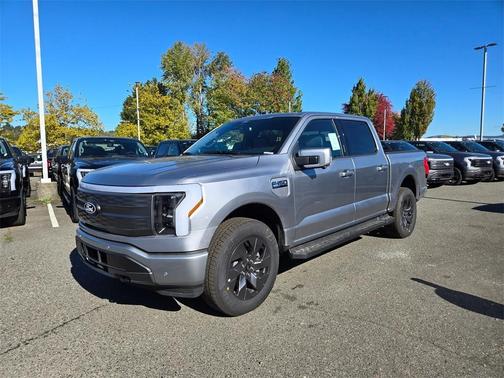 2025 Ford F-150 Lightning LARIAT