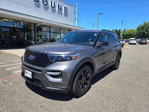 2023 Ford Explorer ST-Line