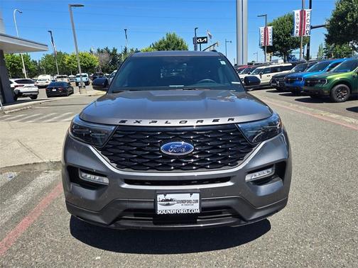 2023 Ford Explorer ST-Line