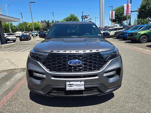 2023 Ford Explorer ST-Line