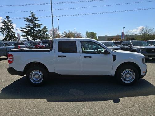 Oxford White 2026 Ford Maverick XL