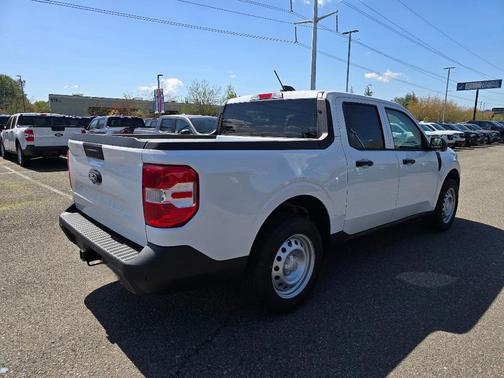 Oxford White 2026 Ford Maverick XL