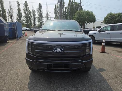 2025 Ford F-150 Lightning Platinum