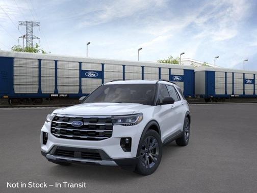 Space White Metallic 2026 Ford Explorer Active