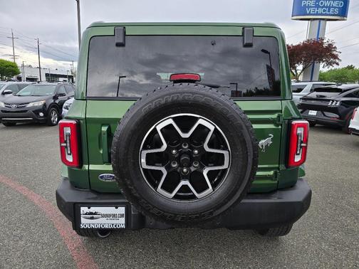 Green 2025 Ford Bronco Outer Banks
