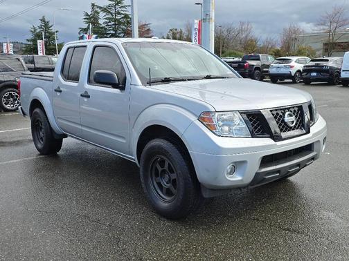 Brilliant Silver 2015 Nissan Frontier SV