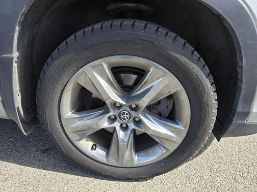 2018 Toyota Highlander Limited Platinum