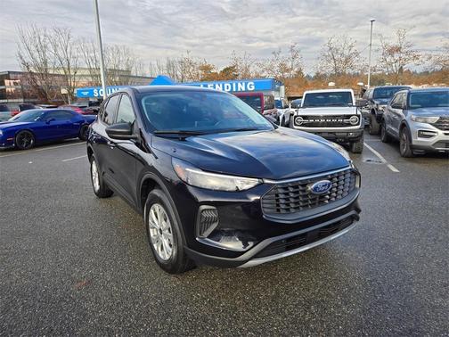 2025 Ford Escape Active