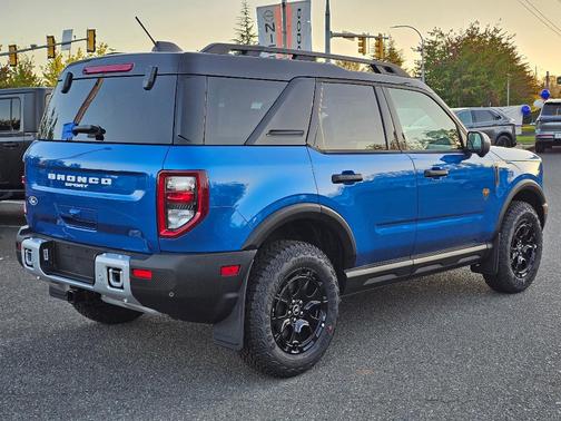 Velocity Blue Metallic 2026 Ford Bronco Sport Badlands