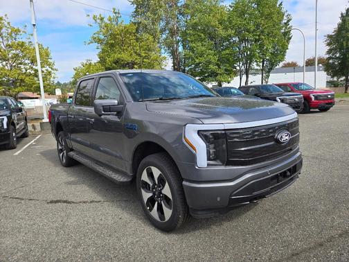 Carbonized Gray Metallic 2025 Ford F-150 Lightning Platinum