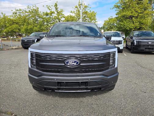 2025 Ford F-150 Lightning Platinum