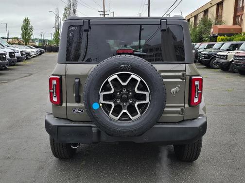 Gray 2026 Ford Bronco Outer Banks