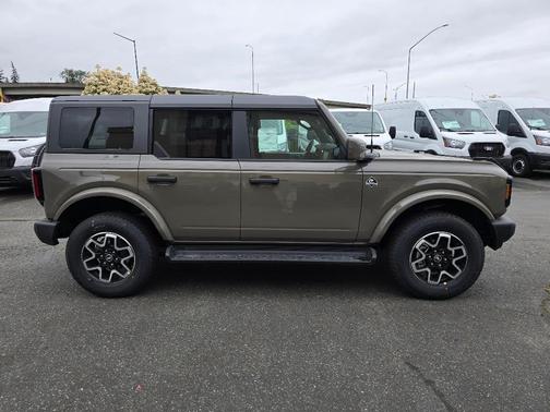 Gray 2026 Ford Bronco Outer Banks