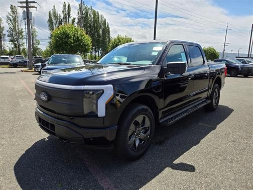 2025 Ford F-150 Lightning Flash