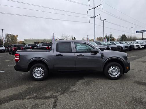 2025 Ford Maverick XL