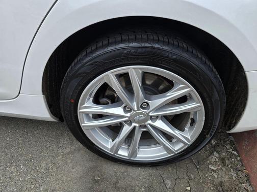 Crystal White Tri-Coat 2021 Cadillac CT4 Luxury