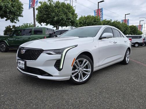 Crystal White Tri-Coat 2021 Cadillac CT4 Luxury